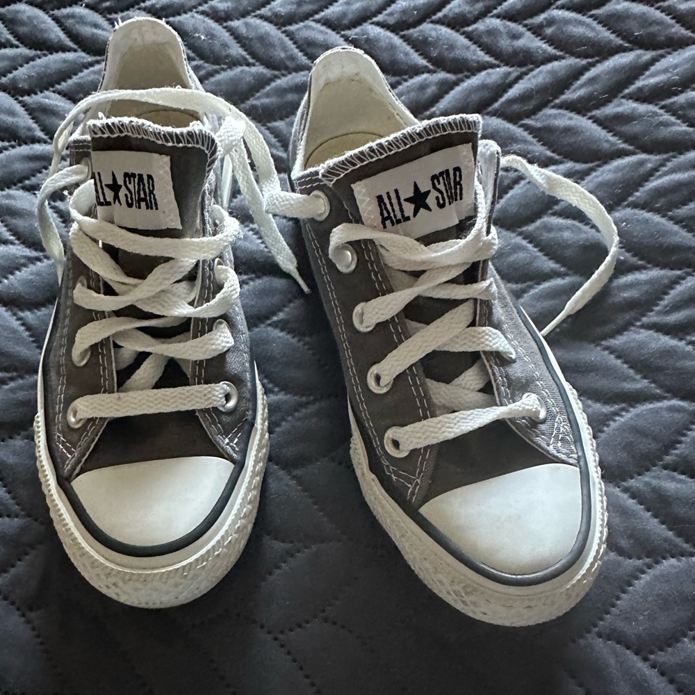 Women’s converses